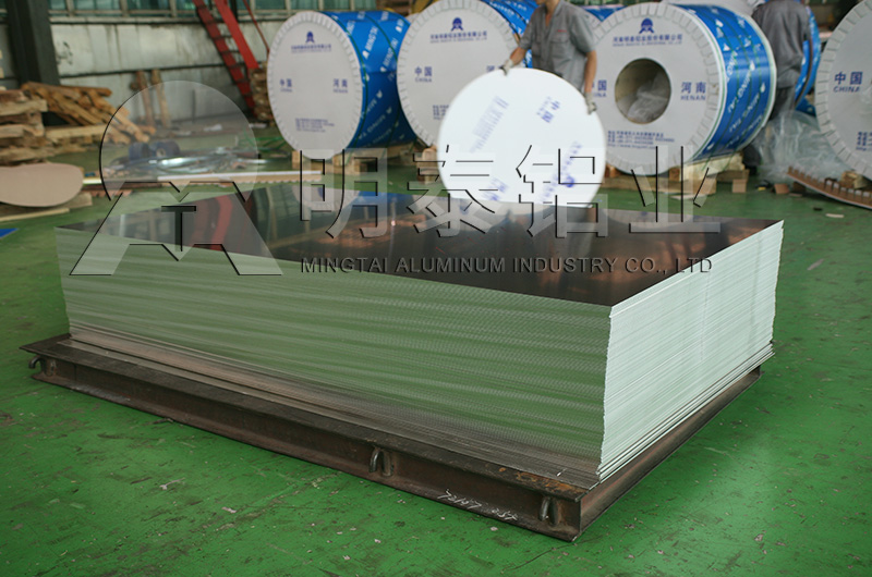 1800mm超宽铝板生产厂家-价格